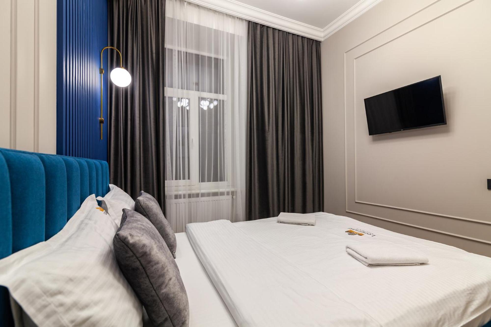 Leogrand Vip On Svobody Avenue 43 Apartment Lviv Exterior photo